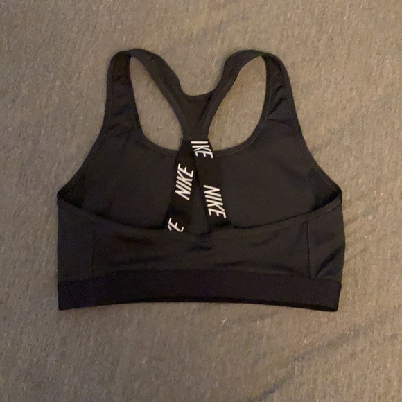 Nike Sports bra - Picture 2 of 2